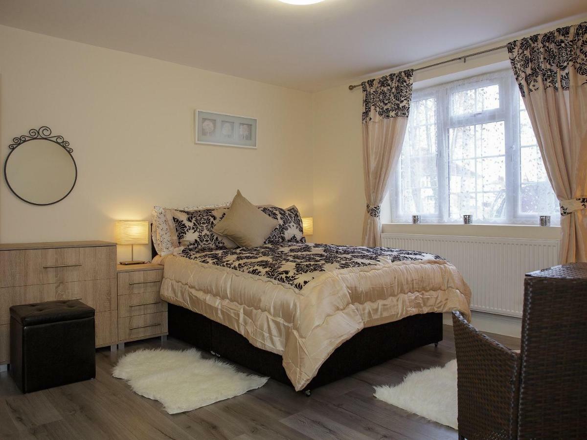 Gooseacre Rooms Harrow Exterior photo